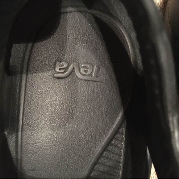 Teva Amphibious Sandals, M9, W11 - Picture 4 of 6